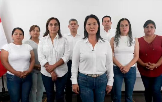 “CAMBIAR UN PRESIDENTE ES EMPUJAR AL PAÍS A MÁS INCERTIDUMBRE” – RCR Peru