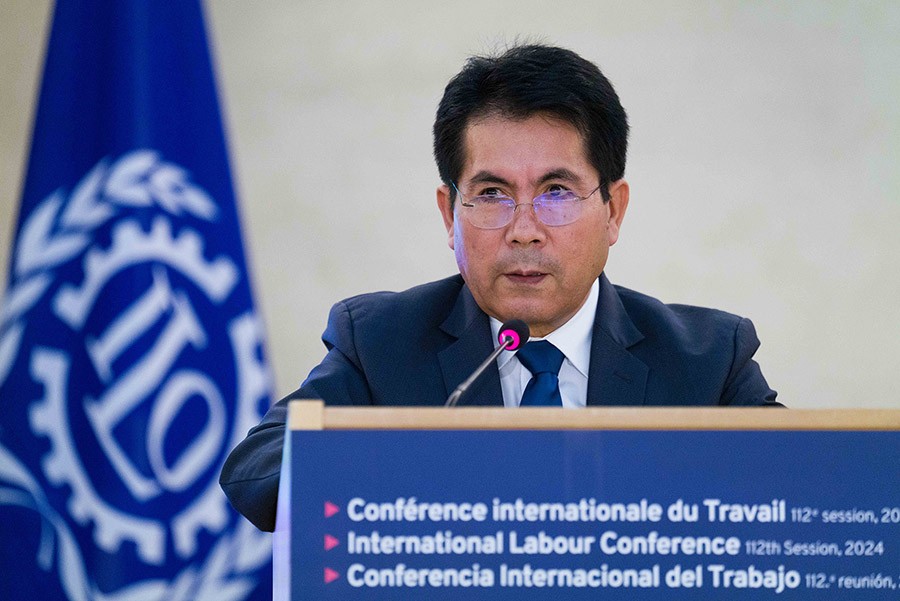 PRESIDENTE JOSÉ MARÍA BALCÁZAR DEBE DESMARCARSE DE LA INFLUENCIA DE VLADIMIR CERRÓN Y GOBERNAR PARA TODOS LOS PERUANOS – RCR Peru