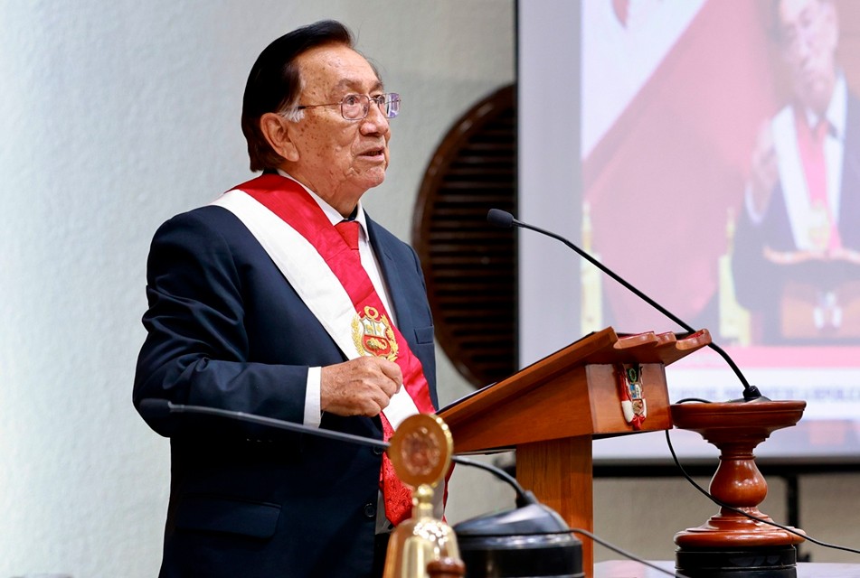 ELECCIÓN DEL PRESIDENTE BALCÁZAR FUE UNA “REPARTIJA DE PODER” DEL CONGRESO – RCR Peru