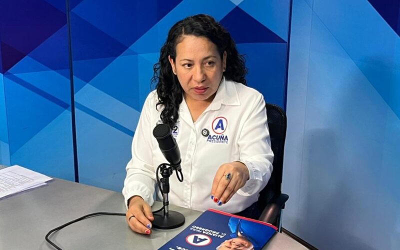 CANDIDATA REBECA CRUZ PROPONE ACABAR CON MONOPOLIO FERROVIARIO DE RAFAEL LÓPEZ ALIAGA – RCR Peru