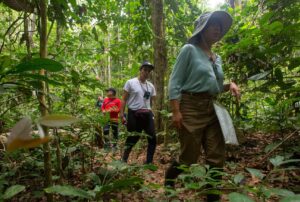 EL CAMBIO CLIMÁTICO Y LA DEFORESTACIÓN ACELERAN ÉXODO DE JÓVENES DE LA AMAZONÍA PERUANA, ADVIERTE ECOLOGISTA DAVID LANDA – RCR Peru