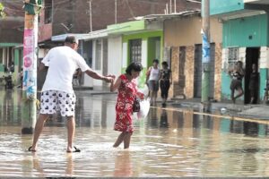 DESASTRES NATURALES QUE AFECTAN A TODO EL PERÚ ES POR CULPA DEL CENTRALISMO DE LIMA – RCR Peru