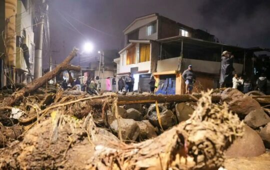 CERCA DE 500 VIVIENDAS E INFRAESTRUCTURA SUFREN DAÑOS POR HUAICOS EN YANAHUARA – RCR Peru