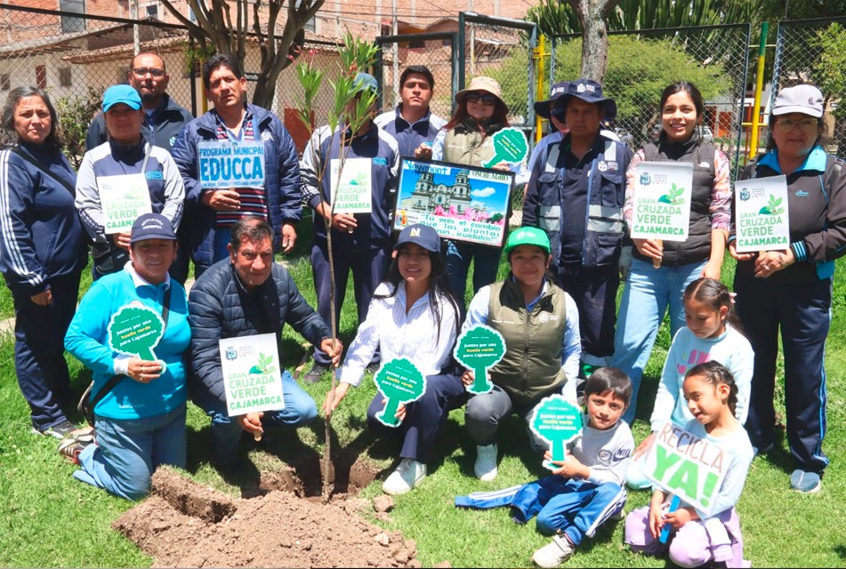 MUNICIPALIDAD PROVINCIAL DE CAJAMARCA Y NEWMONT FONCREAGRO REALIZAN REFORESTACIÓN URBANA DE LA CIUDAD – RCR Peru