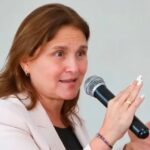 «NO SOLO HAY QUE PERSEGUIR LA DRAGA, SINO EL COMBUSTIBLE QUE ALIMENTA LA MINERÍA ILEGAL»AFIRMA CANDIDATA PRESIDENCIAL MARISOL PEREZ TELLO – RCR Peru