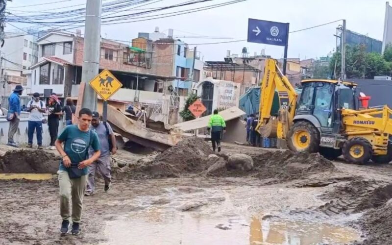 MÁS DE SEIS MIL TURISTAS DEJARON DE VISITAR AREQUIPA EN FEBRERO POR LLUVIAS INTENSAS Y HUAICOS – RCR Peru