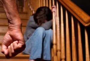  UNA DE CADA TRES MUJERES HA SIDO VÍCTIMA DE VIOLENCIA FAMILIAR EN LOS ÚLTIMOS 12 MESES – RCR Peru