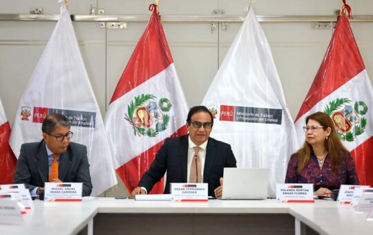 CONSEJO NACIONAL DEL TRABAJO Y PROMOCIÓN DEL EMPLEO EXPRESA VOLUNTAD DE DIÁLOGO TRIPARTITO – RCR Peru