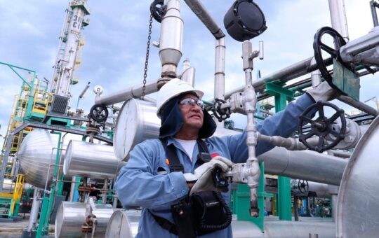 MINEM EXHORTA A EMPRESAS A APLICAR EL DECRETO SUPREMO 063-2010-EM, QUE AUTORIZA EL USO DE COMBUSTIBLES SUSTITUTOS AL GAS NATURAL – RCR Peru