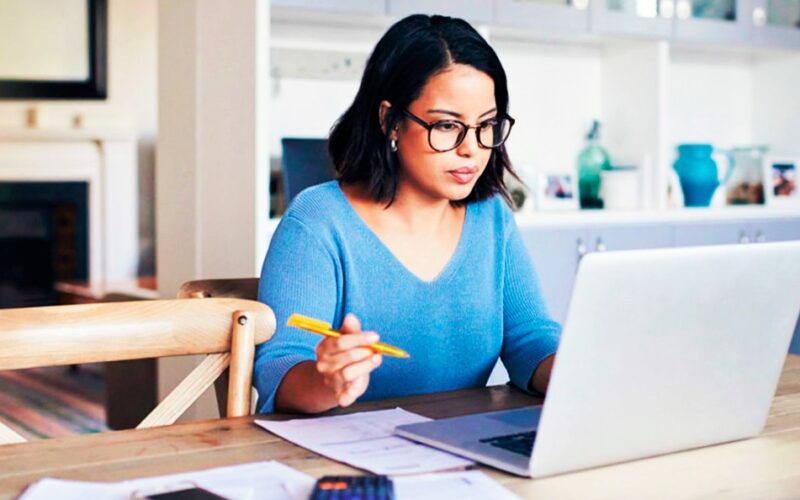 IMPLEMENTACIÓN DEL TELETRABAJO OBLIGATORIO EN EL SECTOR PÚBLICO POR EMERGENCIA DE GAS NATURAL – RCR Peru