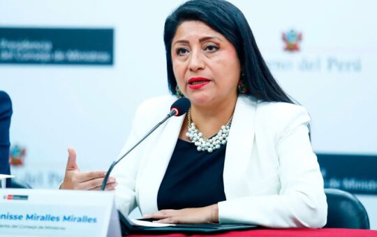 JEFA DE GABINETE RECALCA QUE CLASES VIRTUALES SERÁN OBLIGATORIAS EN LIMA Y CALLAO – RCR Peru