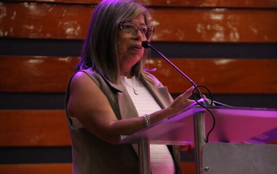 «LA LUCHA POR LA IGUALDAD DE LAS MUJERES DEBE FORTALECERSE DESDE LAS AULAS» – RCR Peru