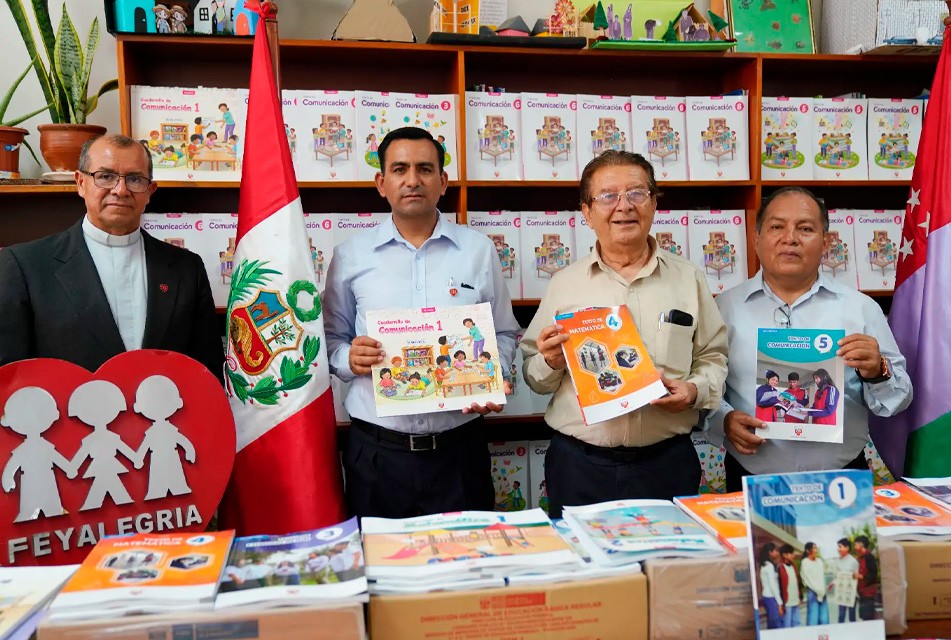 MINEDU ENTREGA EL 100% DEL MATERIAL EDUCATIVO EN CAJAMARCA – RCR Peru