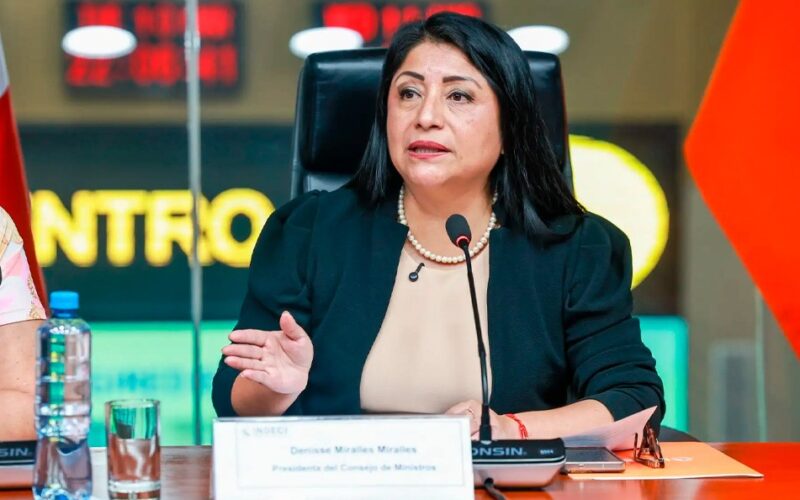 APOSTAMOS POR CONVENCER A LOS CONGRESISTAS DE QUE EL PAÍS NOS NECESITA UNIDOS – RCR Peru