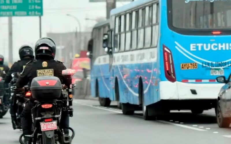 DIRIGENTE DE TRANSPORTISTAS DICE QUE EXTORSIONES EMPUJAN A EMPRESAS A LA QUIEBRA Y ADVIERTE SOBRE POSIBLE PARO INDEFINIDO – RCR Peru