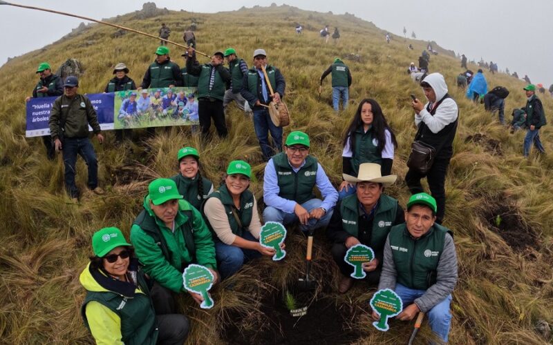 PROYECTO HUELLA VERDE SE CONSOLIDA COMO REFERENTE DE DESARROLLO SOSTENIBLE Y GESTIÓN HÍDRICA – RCR Peru