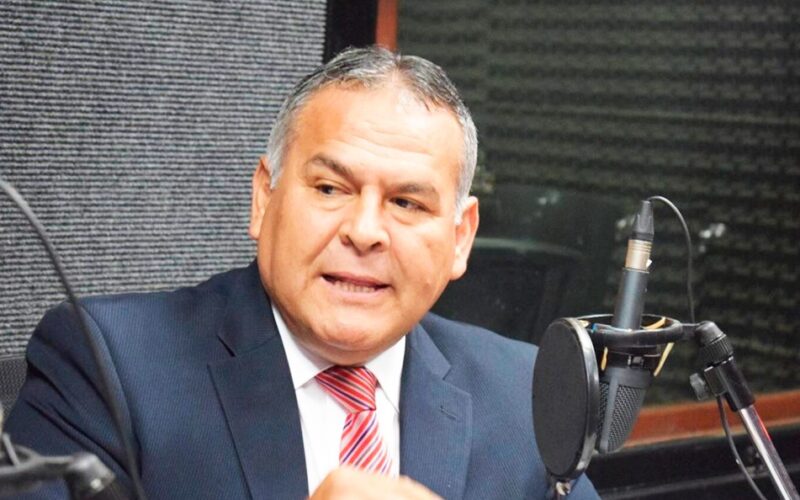DEFENSA DEL MINISTRO ALFARO PRESENTARÁ CHATS Y AUDIOS QUE REVELARÍAN PRESUNTO PAGO POR DENUNCIA DE VIOLACIÓN – RCR Peru