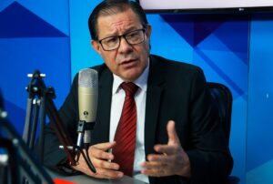 CANDIDATOS NO TIENEN PROPUESTAS CONCRETAS EN SALUD PÚBLICA, SOSTIENE EXVICEMINISTRO HERBERTH CUBA – RCR Peru