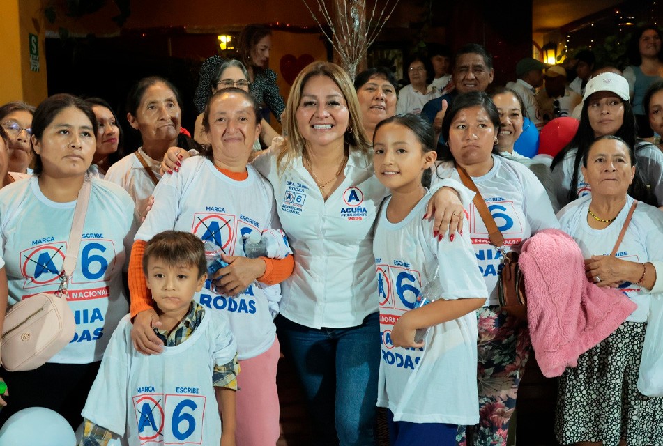 CANDIDATA AL SENADO TANIA RODAS PLANTEA REFORMA DEL SISTEMA DE SALUD CON ÉNFASIS EN ACCESO UNIVERSAL Y ATENCIÓN PRIMARIA – RCR Peru