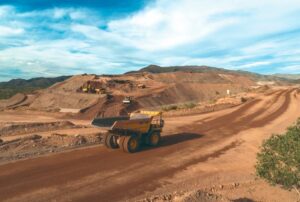 IIMP ADVIERTE QUE MODIFICAR EL RÉGIMEN DE CONCESIONES MINERAS PONDRÍA EN RIESGO LA INVERSIÓN – RCR Peru