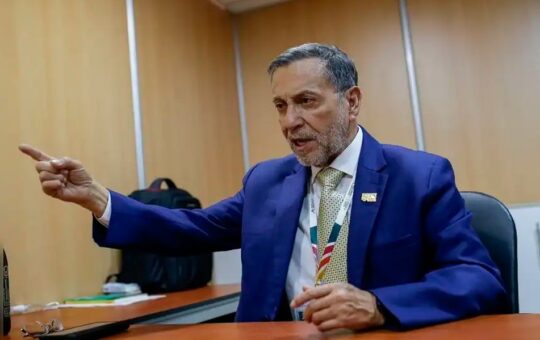 “QUIEREN MATAR LA ECONOMÍA NACIONAL” – RCR Peru