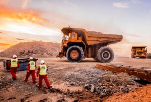 SNMPE ADVIERTE QUE RECORTE DE PLAZOS EN CONCESIONES MINERAS FRENA $63 MIL MILLONES EN INVERSIONES” – RCR Peru