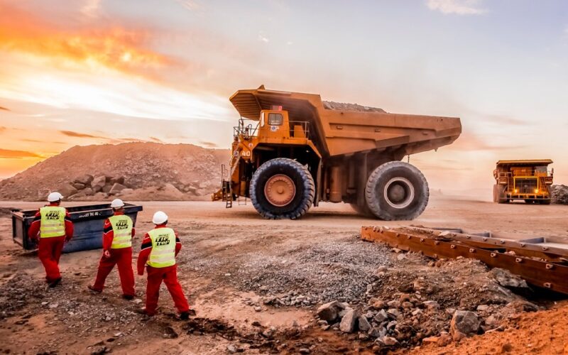 SNMPE ADVIERTE QUE RECORTE DE PLAZOS EN CONCESIONES MINERAS FRENA $63 MIL MILLONES EN INVERSIONES” – RCR Peru