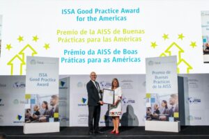 DERRAMA MAGISTERIAL RECIBE RECONOCIMIENTOS INTERNACIONALES POR BUENAS PRÁCTICAS EN SEGURIDAD SOCIAL – RCR Peru