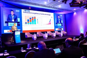 AREQUIPA, ICA Y PUNO SON LAS REGIONES CON MAYOR POTENCIAL PARA INVERSIONES EN GENERACIÓN FOTOVOLTAICA – RCR Peru