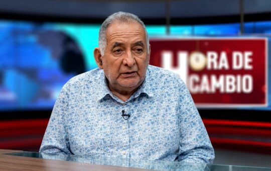 PERIODISTA JUAN SUÁREZ ADVIERTE “TERRUQUEO” CONTRA LÓPEZ CHAU POR SU ASCENSO EN ENCUESTAS – RCR Peru