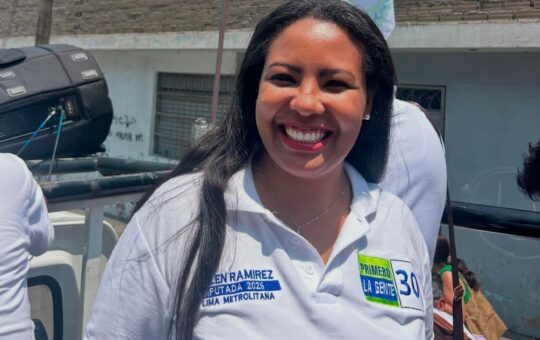 “LEY QUE AUMENTA PENSIONES A MAESTROS CESANTES Y JUBILADOS TIENE QUE REGLAMENTARSE Y CUMPLIRSE” – RCR Peru