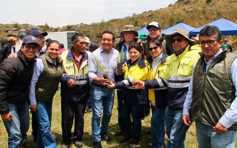 SERFOR Y NEWMONT FONCREAGRO UNEN ESFUERZOS PARA IMPULSAR DESARROLLO DE PLANTACIONES FORESTALES EN CAJAMARCA – RCR Peru