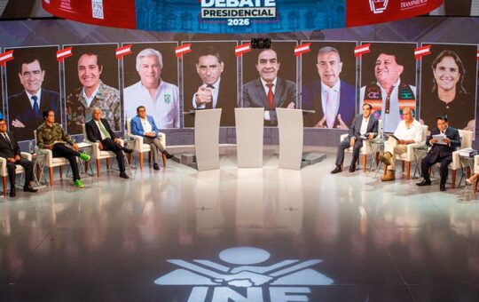 ADVIERTE QUE CANDIDATOS DESESPERADOS REALIZARÁN PROMESAS IMPOSIBLES DE CUMPLIR ANTE PROXIMIDAD DE COMICIOS – RCR Peru