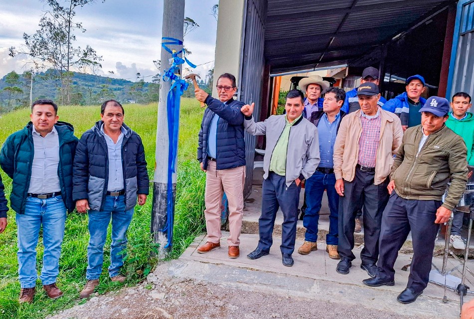 COMUNIDADES DE CHOTA (CAJAMARCA) ACCEDEN A ELECTRIFICACIÓN PRODUCTIVA PARA SUS EMPRENDIMIENTOS – RCR Peru