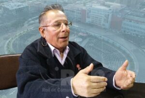 PUNO VOTA DISTINTO A LIMA Y SE INCLINA POR BELMONT, SÁNCHEZ O LÓPEZ CHAU, ADVIERTE SOCIÓLOGO JULIO CONDORI – RCR Peru