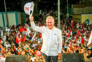 ENCUESTADORAS BUSCARÍAN DEBILITAR A ALFONSO LÓPEZ CHAU PARA JUSTIFICAR POSIBLE FRAUDE – RCR Peru