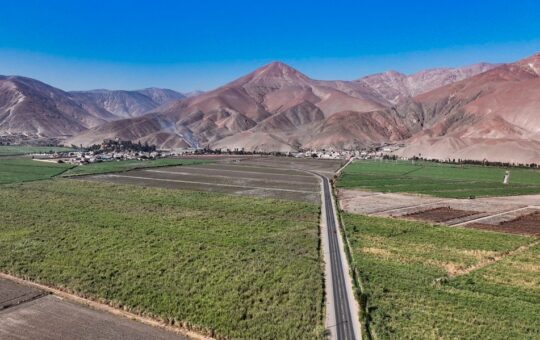 PARALIZACIÓN DE PROYECTO MINERO AFECTA A 150 MIL PERSONAS Y FRENA INVERSIÓN DE US$ 5.000 MILLONES EN AREQUIPA – RCR Peru