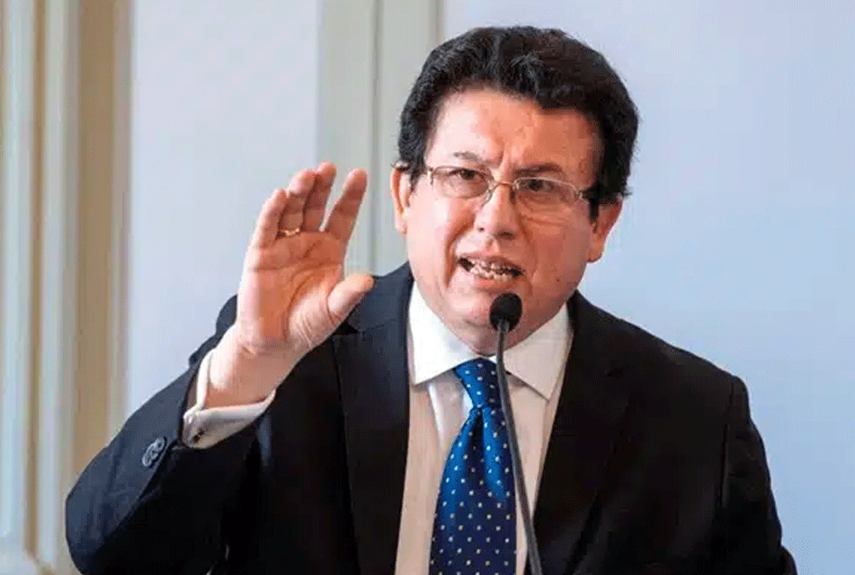 CHILE EXPULSA MIGRANTES IRREGULARES Y EXCANCILLER RODRÍGUEZ MACKAY PLANTEA QUE PERÚ DEBE REACCIONAR – RCR Peru