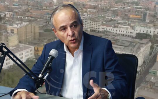 EXMINISTRO JORGE LUIS MONTERO DENUNCIA «SILENCIO CÓMPLICE» DE AMBIENTALISTAS ANTE AVANCE DE LA MINERÍA ILEGAL EN CAJAMARCA – RCR Peru