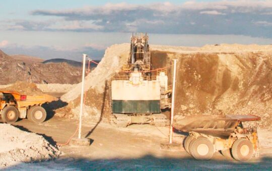 MINEM AUTORIZA INICIO DE EXPLOTACIÓN EN TAJO LA TAPADA – RCR Peru