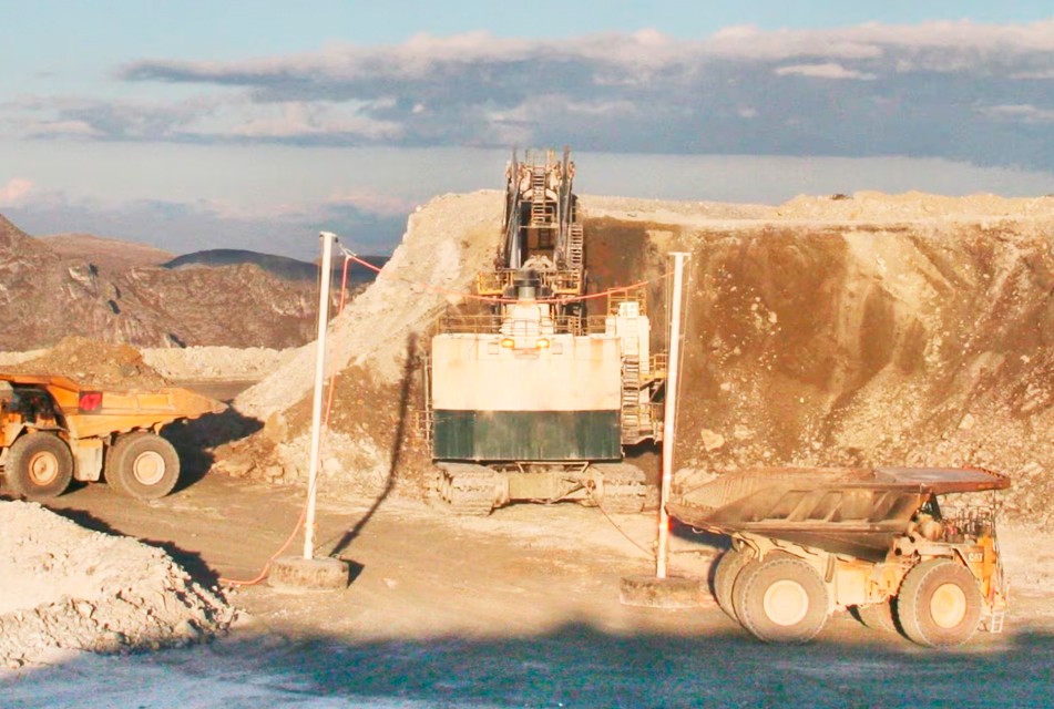 MINEM AUTORIZA INICIO DE EXPLOTACIÓN EN TAJO LA TAPADA – RCR Peru