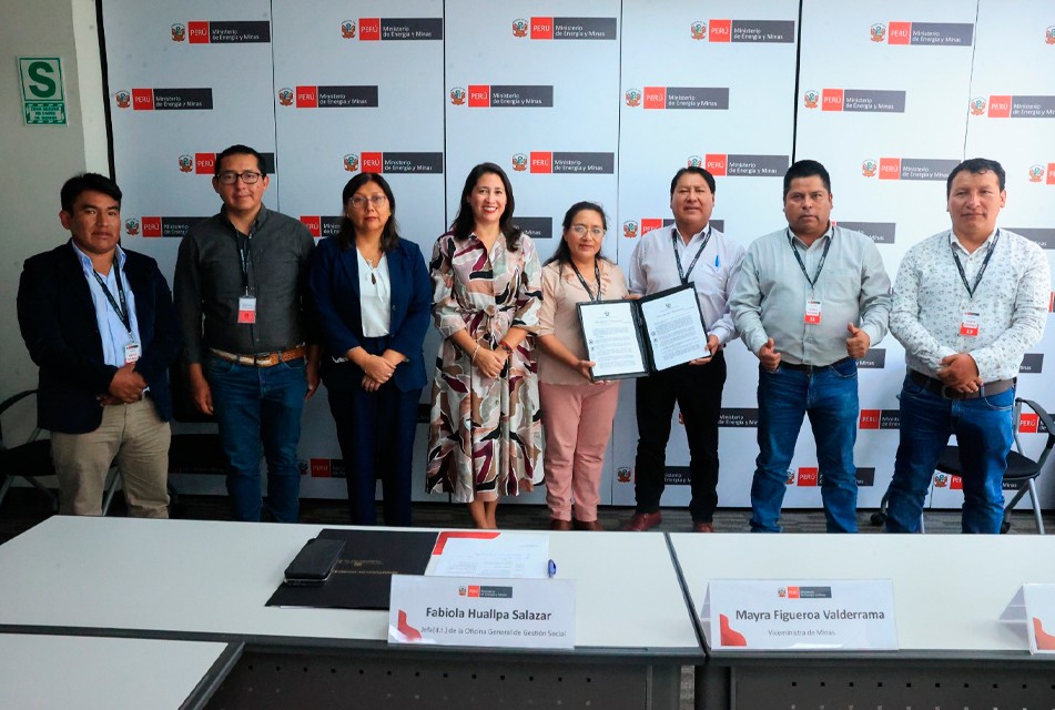 MINEM INSTALA MESA TÉCNICA PARA EL DESARROLLO SOSTENIBLE DE LA PROVINCIA DE CHUMBIVILCAS – RCR Peru