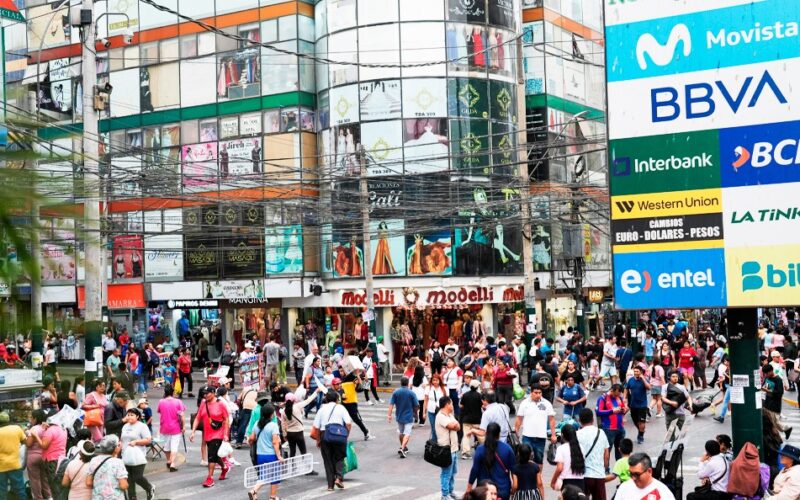 CRISIS ELECTORAL 2026 GOLPEA LAS VENTAS EN GAMARRA Y PONE EN RIESGO S/600 MILLONES, ADVIERTE SUSANA SALDAÑA – RCR Peru