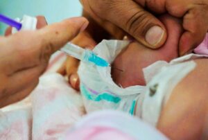 MINSA OFICIALIZA VACUNACIÓN CONTRA EL VIRUS SINCITIAL RESPIRATORIO PARA PROTEGER A RECIÉN NACIDOS Y PREMATUROS – RCR Peru