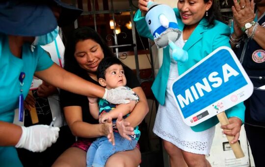 MINISTERIO DE SALUD DEBE IMPULSAR ESTRATEGIA DE PREVENCIÓN Y PROMOCIÓN ANTE APARICIÓN DE CASOS DE SARAMPIÓN – RCR Peru