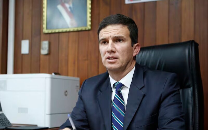 PERÚ PUEDE PERDER AUGE DEL COBRE SI NO DESTRABA PROYECTOS NI CONTROLA AVANCE DE LA MINERÍA ILEGAL, ADVIERTE EXMINISTRO INCHÁUSTEGUI – RCR Peru