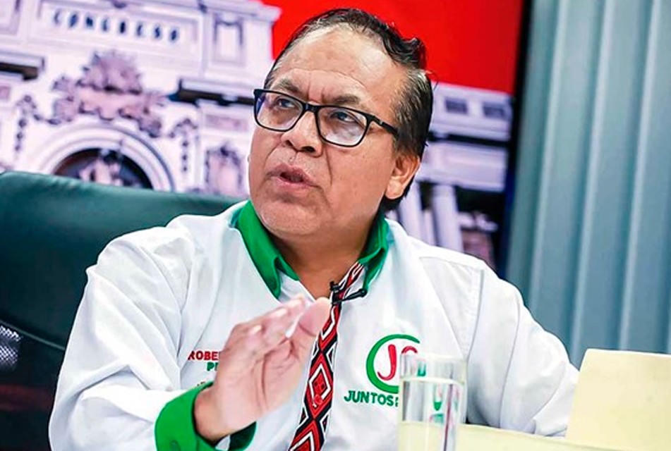 9 DE CADA 10 ECONOMISTAS CONSIDERAN DESFAVORABLES LAS PROPUESTAS ECONÓMICAS Y DE SEGURIDAD DE JUNTOS POR EL PERÚ – RCR Peru