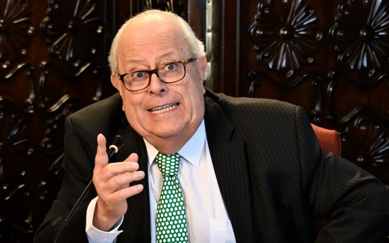 ERNESTO ZUNINI, SECRETARIO DE JUNTOS POR EL PERÚ, CRITICA LAS DECLARACIONES DE JULIO VELARDE EN EL BCR – RCR Peru