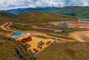PROYECTOS COMO LA GRANJA Y MICHIQUILLAY PODRÍAN SOSTENER LA EXPANSIÓN CUPRÍFERA DEL PERÚ EN EL MEDIANO – LARGO PLAZO – RCR Peru