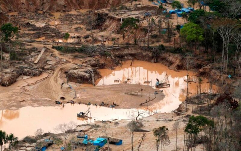 CONFIEP ALERTA SOBRE EXPANSIÓN DE LA MINERÍA ILEGAL Y SU INFILTRACIÓN EN EL PODER POLÍTICO – RCR Peru